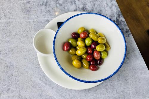 Nicli Pizzeria - assorted olives