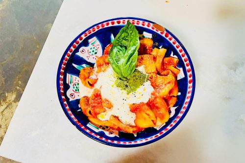 Cesarina - paccheri con pomodoro fresco