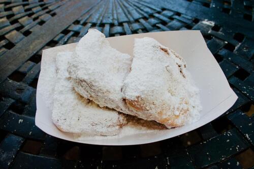 Cafe Beignet - beignets
