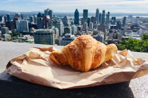 Mamie Clafoutis - croissant